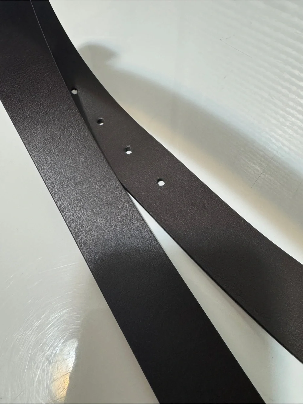 Zara Men‘s Reversible Black/Brown Leather Belt. Size M (36).  Like New.